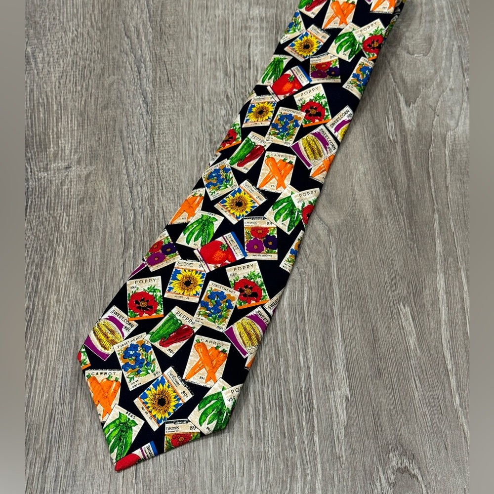 Allyn Neck Tie Vegetable Seeds Theme OC26
